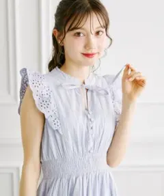 新品　リボン付きパネルフラワーカットワーク刺繍コットンレースワンピース