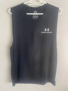 UNDER ARMOUR ブラック タンクトップ M