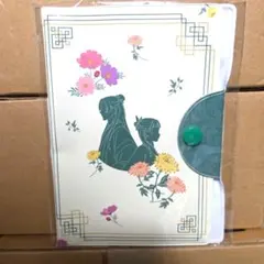 「薬屋のひとりごと」おくすり手帳ケース+アクリルキーホルダー開封済み品