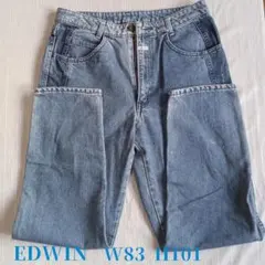 Item thumbnail for item 0075eee2-dc30-4d4d-a5b6-ae16f7cf4659