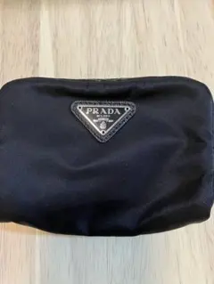 PRADA 黒 ナイロン ポーチ
