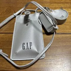 17.GAP スマホショルダーバッグ シルバーのサムネイル
