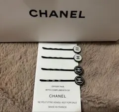 CHANEL シャネル　ノベルティ　ヘアピン　箱付き　ボタン　バレッタ　ヘアゴム