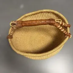 天然素材　カゴ　バスケット　丸型
