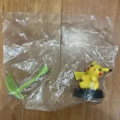 新品　デスク周りおたすけピカチュウ　ペン立て　フィギュア　ピカチュウ