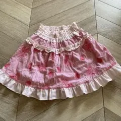 スーリー　ストロベリー柄フリルスカート 130cm