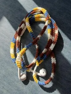 有線イヤホン Cニングタイプ 編み編みイヤホン 手編み　編み物 ファッション