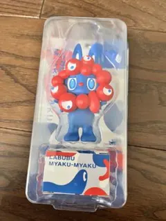 LABUBU MYAKU-MYAKU フィギュア　大阪関西万博