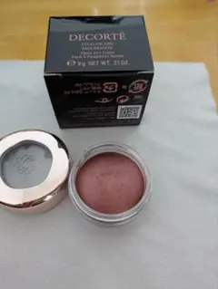 DECORTÉ アイグロウジェム18　新品に近い！