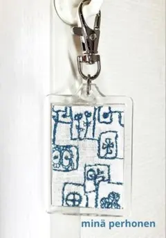 ミナペルホネン obscure キーホルダー　ハンドメイド