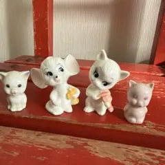 牛の陶器フィギュア4個セット - メルカリ