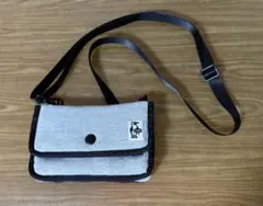 早い者勝ち価格！美品！CHUMS チャムス ショルダーバッグ ポーチ グレー