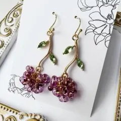 大人のチェコビーズ・1輪のプレゼントピアス9