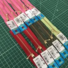 Item thumbnail for item b2105dcd-2384-4516-acc8-4b1570e5746c