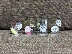 ちいかわアクリルスタンド　ちいかわ　ハチワレ　うさぎ　4個セット