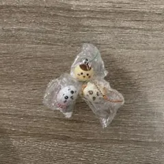 ちいかわ　リップキャップマスコット　くりまんじゅう　シーサー　ちいかわ　ガチャ