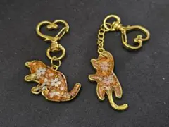 ハンドメイド 猫のチャーム オレンジ ゴールド