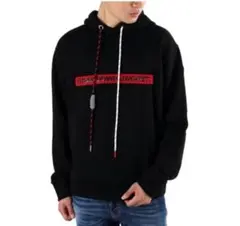 Moncler フード付きパーカー 黒