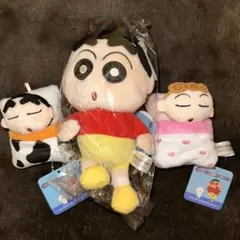 大幅値下げクレヨンしんちゃん　お布団キーチェンセット&ぬいぐるみ