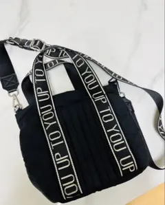 ZARA ショルダーバッグ