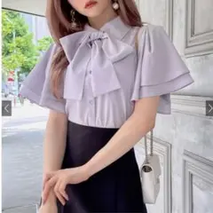 GRL ボウタイ付きダブルフリルスリーブブラウス　ブルー