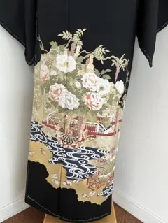 b55 正絹 黒留袖 比翼付 五つ紋 金銀彩 金糸 着物 - メルカリ