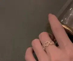 【新品＊】ハートモチーフ ゴールドリング ♡ 華奢デザイン 韓国アクセ