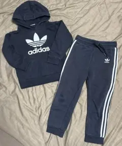 adidas ブラック フード付きジャージセット 100cm