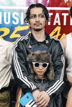 常田大希 着用 adidas ナイロンジャケット