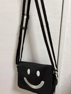 Item thumbnail for item b5bc668a-be9e-403d-824b-2679e417195d