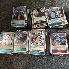 ワンピースカードゲーム　引退品 1300枚前後