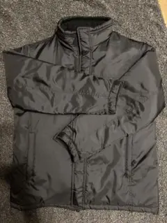 UNIQLO ブラックダウンジャケット