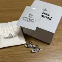 Vivienne Westwood ヴィヴィアン ピアス オーブ 両耳