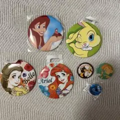 ディズニーキャラクター　缶バッジ7個セット