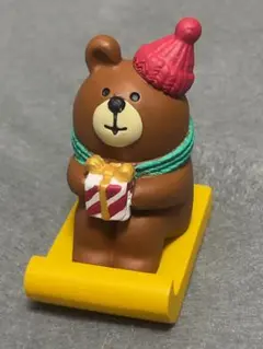 コンコンブル　concombre くま　そり プレゼント　冬　裏にシールあり