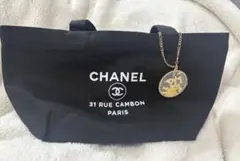【CHANEL】ノベルティミニトートバッグ黒 中東地域限定　チャーム付(正規品)