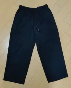 GU ブラック チノパン　Sサイズ