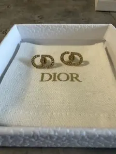 DIOR Petit CD スタッドピアス
