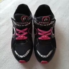 女児　ランニング　スニーカー　21.5センチ