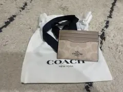 【新品】COACH ベージュ パスケース IDウィンドウ付き