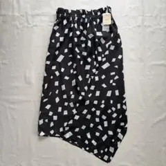 【新品未使用】Maglie par ef-de スクエアドットスカート モノクロのサムネイル