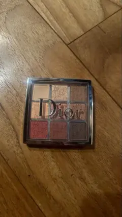 Dior アイシャドウパレット 9色入り