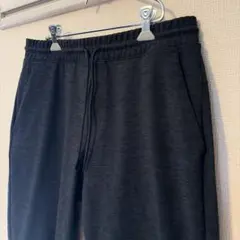 美品 ウルトラストレッチアクティブジョガーパンツ