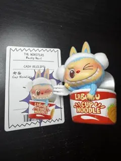 THE MONSTERS ラブブWacky Mart CupNoodles