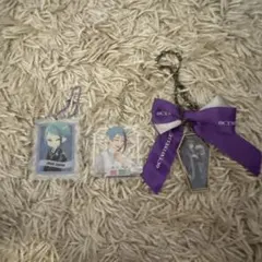 ツイステ プラチナジャケット ディズニー ジェイド リーチ アクキー チャーム