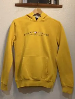 TOMMY HILFIGER イエローパーカー