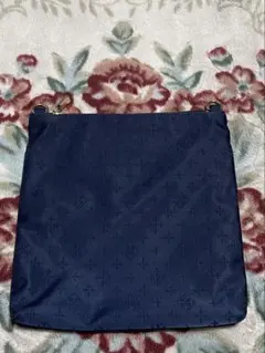 美品　ラシット　ショルダーバッグ　ポーチ　バッグインバッグ　russet　ツリー