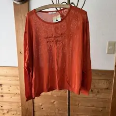 niko and... シアー素材 刺繍ロゴ 長袖カットソー オレンジ