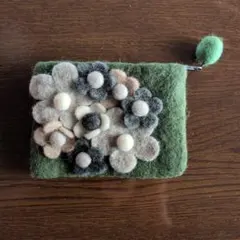 羊毛フェルト ファッション小物