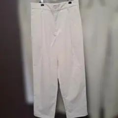 無印良品　ベージュ カジュアルパンツ フロントボタン付き